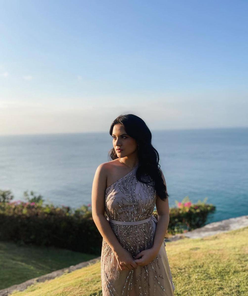 inspirasi hairdo untuk kondangan ala Marsha Aruan