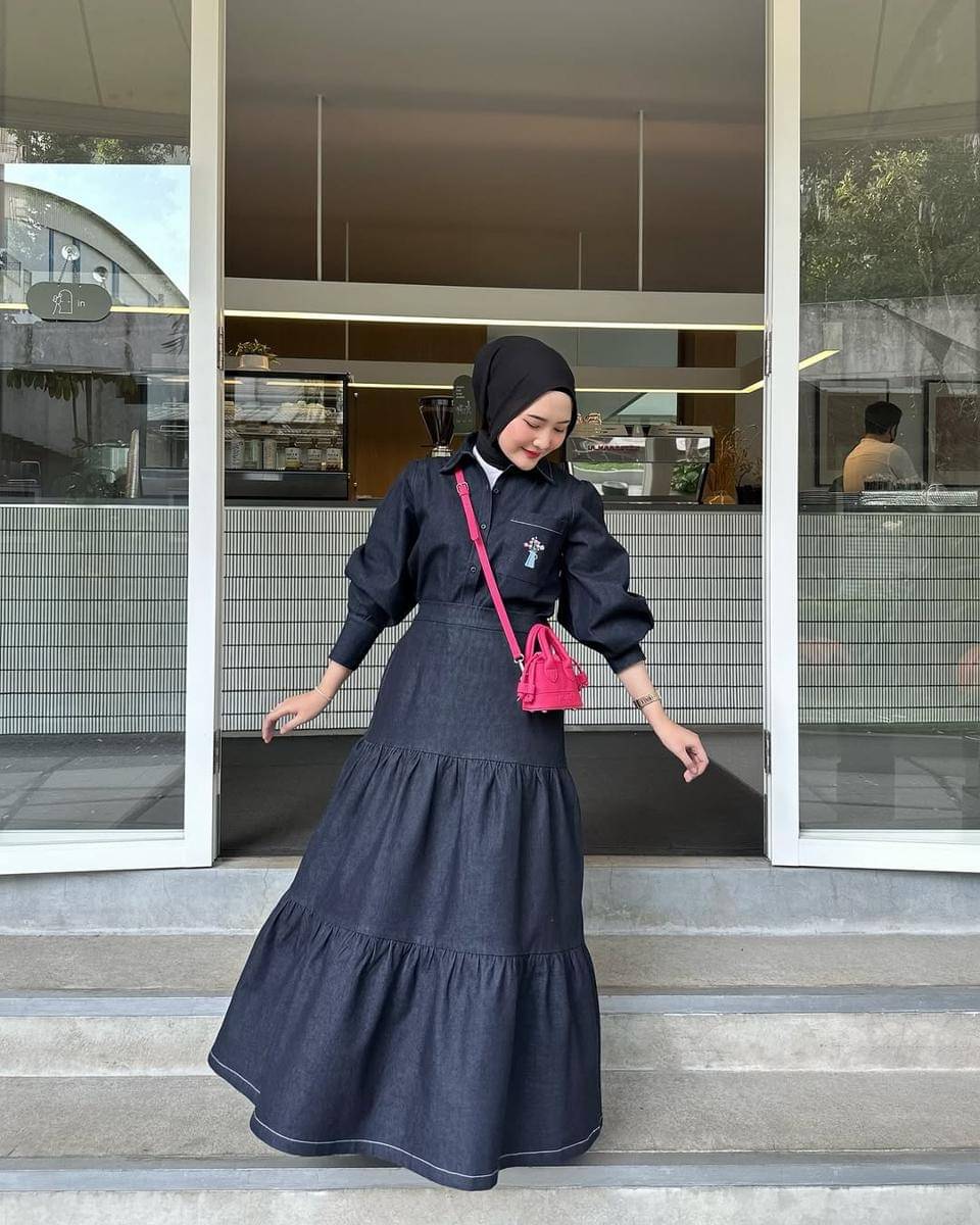 Inspirasi style ala Intan Ghazella