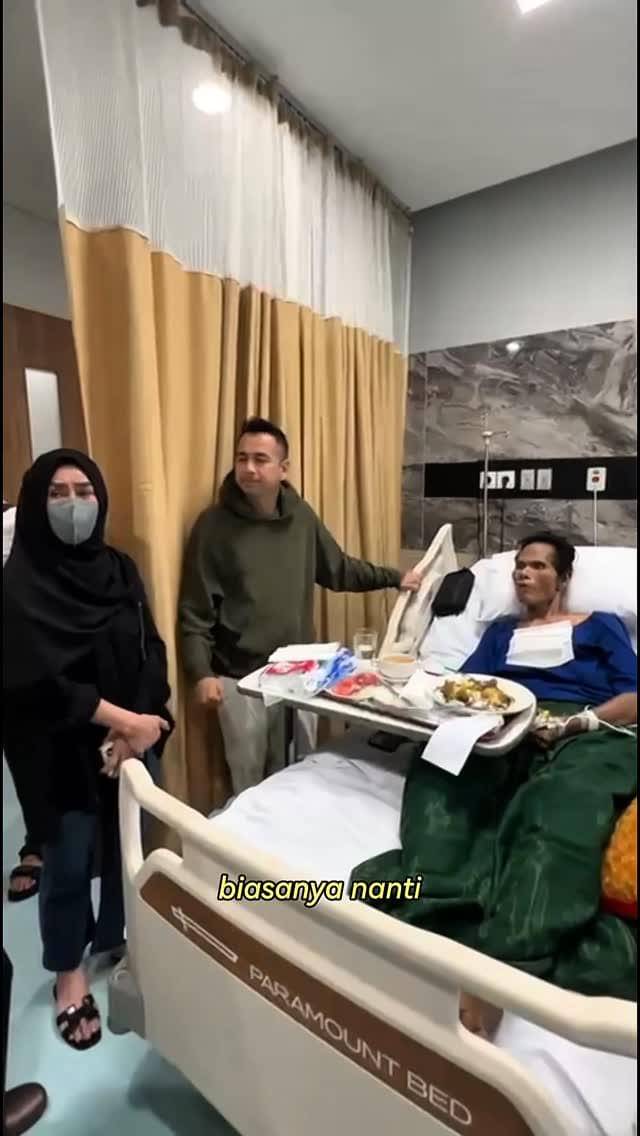 Potret Artis Besuk Fahmi Bo (instagram.com/amy_qanita)