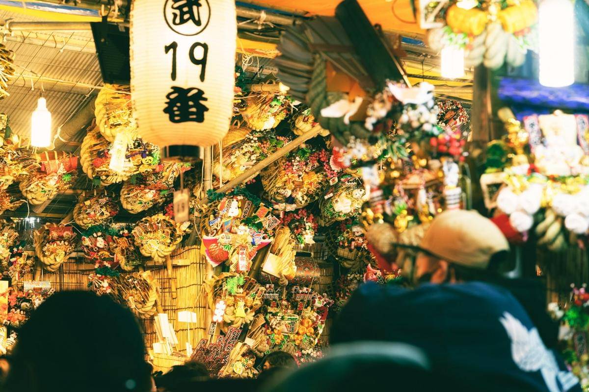 ilustrasi festival musim gugur di Jepang bulan November