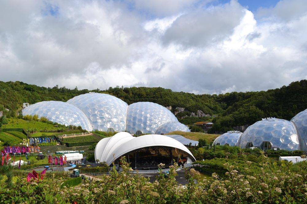 Eden Project sering dijadikan tempat konser