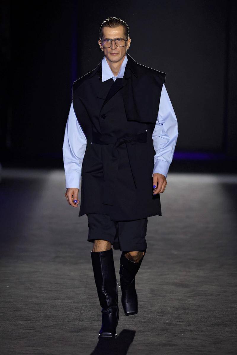Koleksi Acromatyx S/S '26 di Barcelona Fashion Week