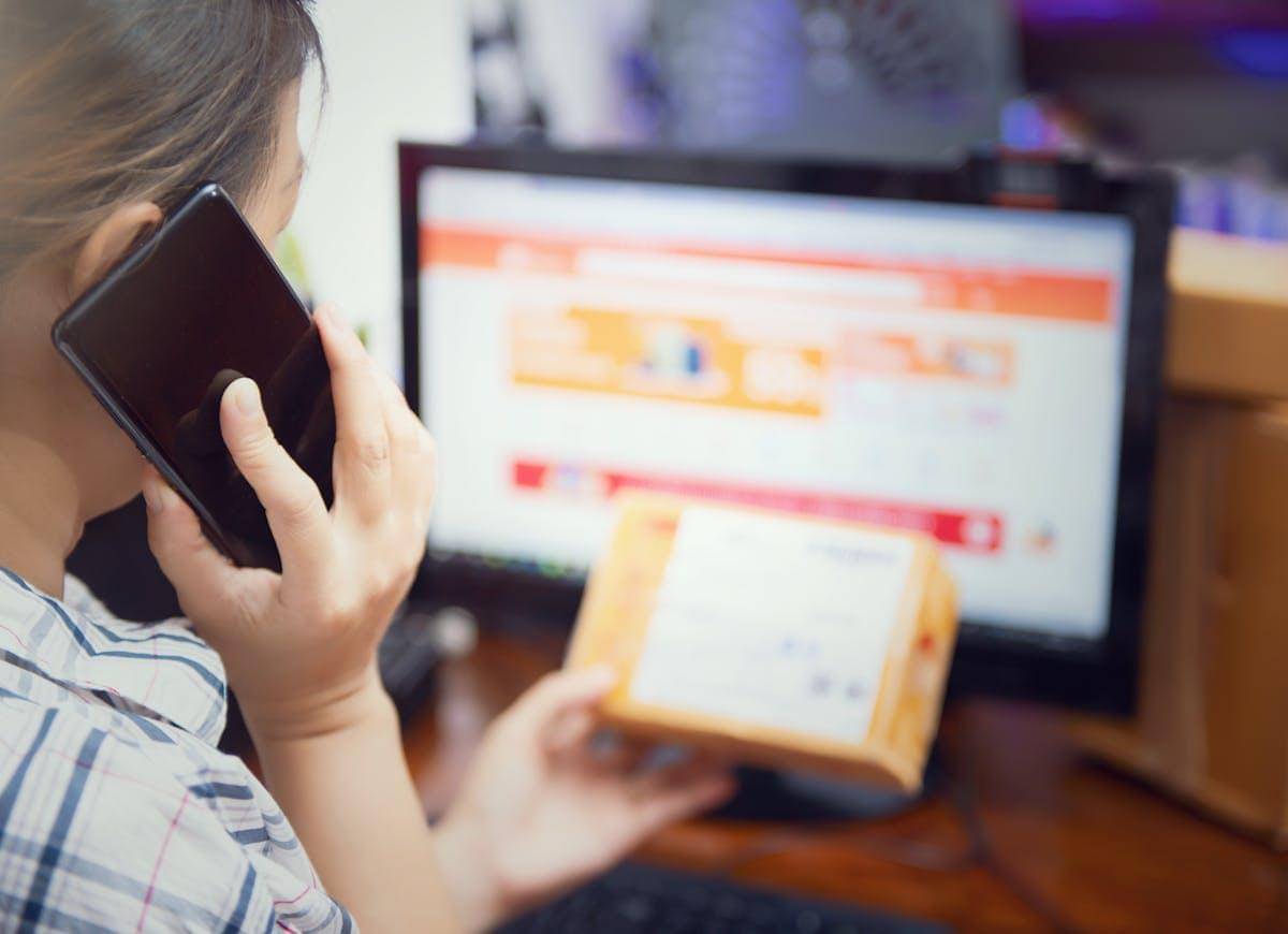 ilustrasi dropshipper