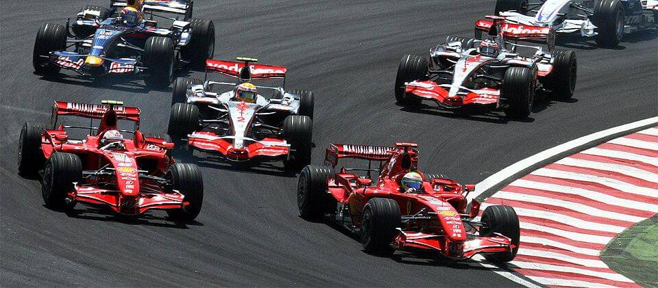 salah satu momen saat GP Brasil 2007