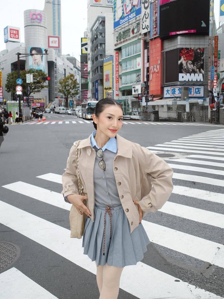 Anissa Aziza liburan ke Jepang bareng sahabat