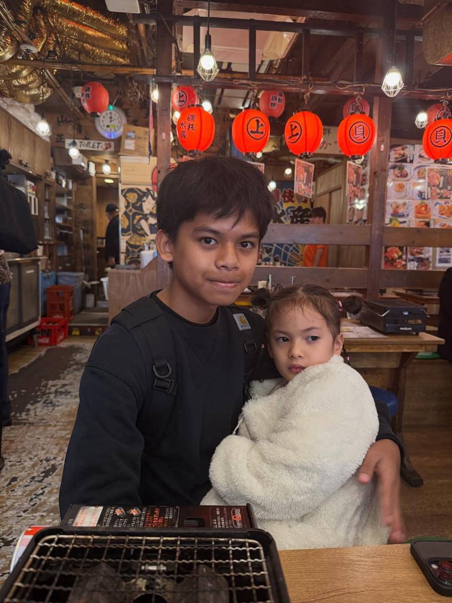 Violenzia Jeanette liburan bareng buah hati ke Jepang