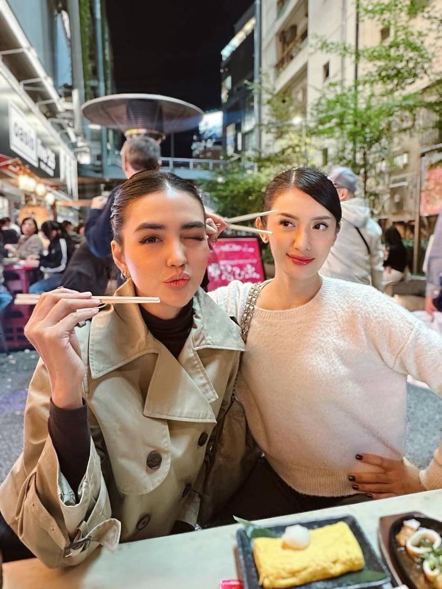 Anissa Aziza liburan ke Jepang bareng sahabat