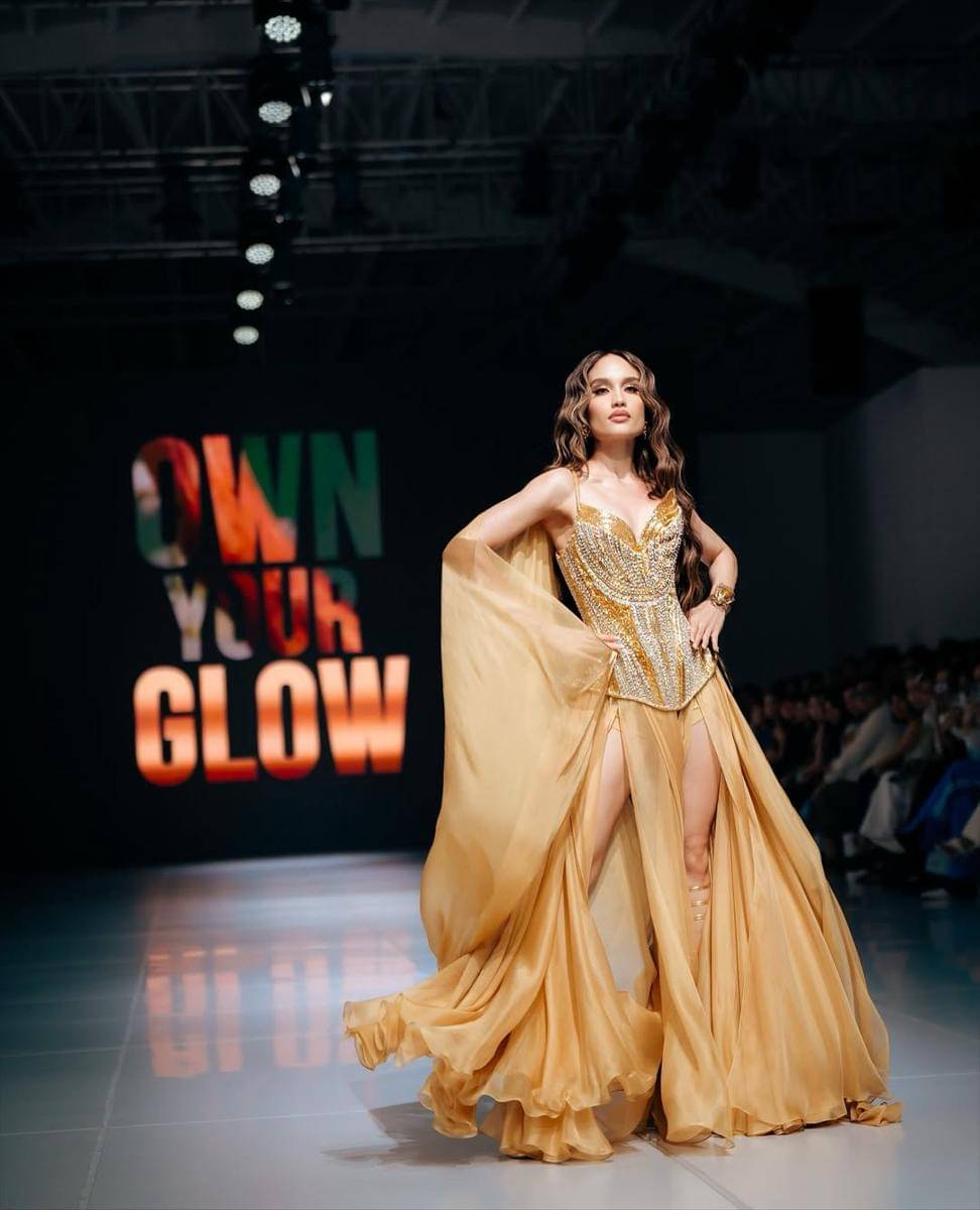 penyanyi perempuan yang tampil jadi model di JFW2025