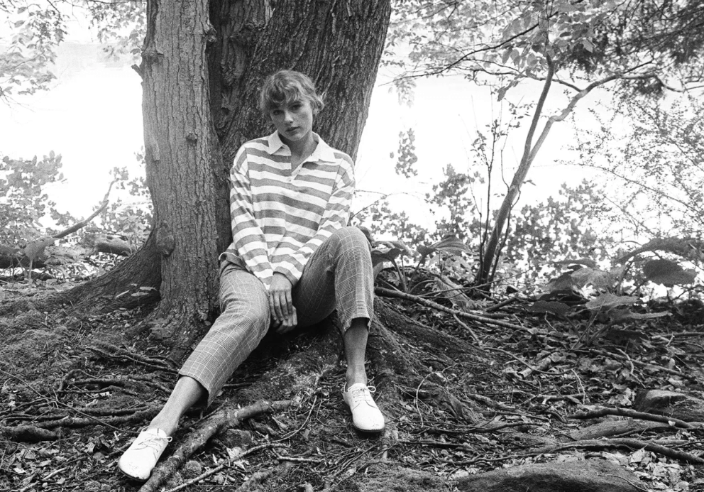 Taylor Swift dalam album folklore