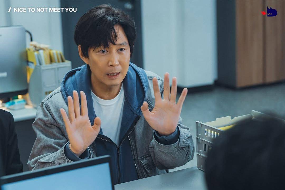 Lim Hyeon Jun (Lee Jung Jae) dalam drakor Nice to Not Meet You