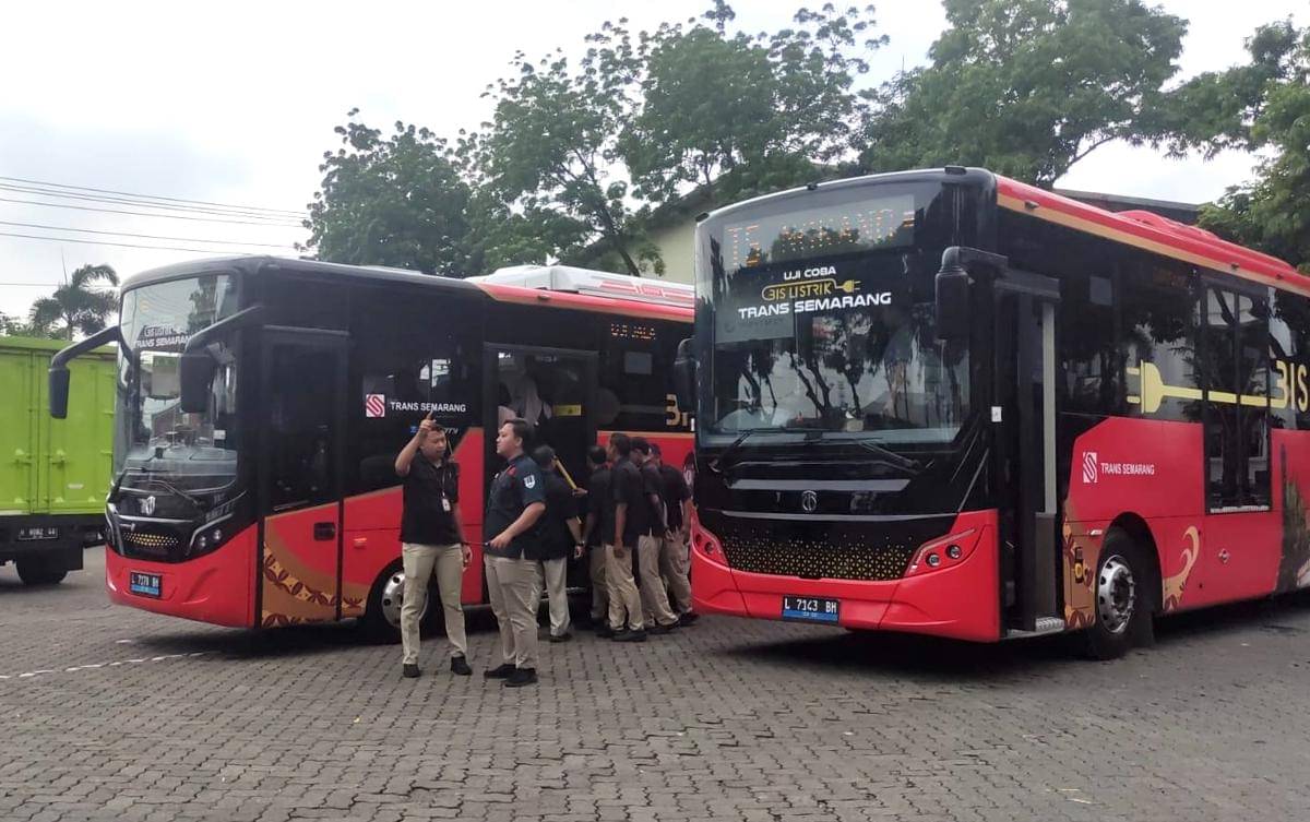 trans semarang, bus listrik, brt trans semarang
