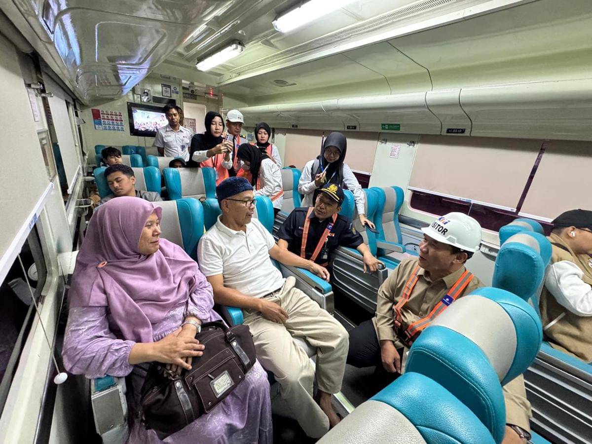 Bambang Haryo tinjau jaringan kereta api persiapan pemerataan pembangunan di Indonesia.