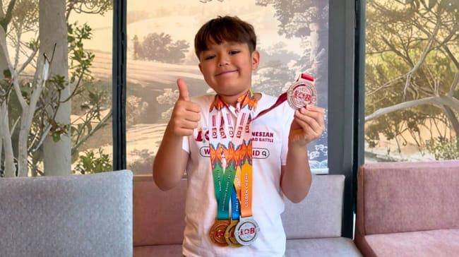 ilustrasi belajar matematika di IOB