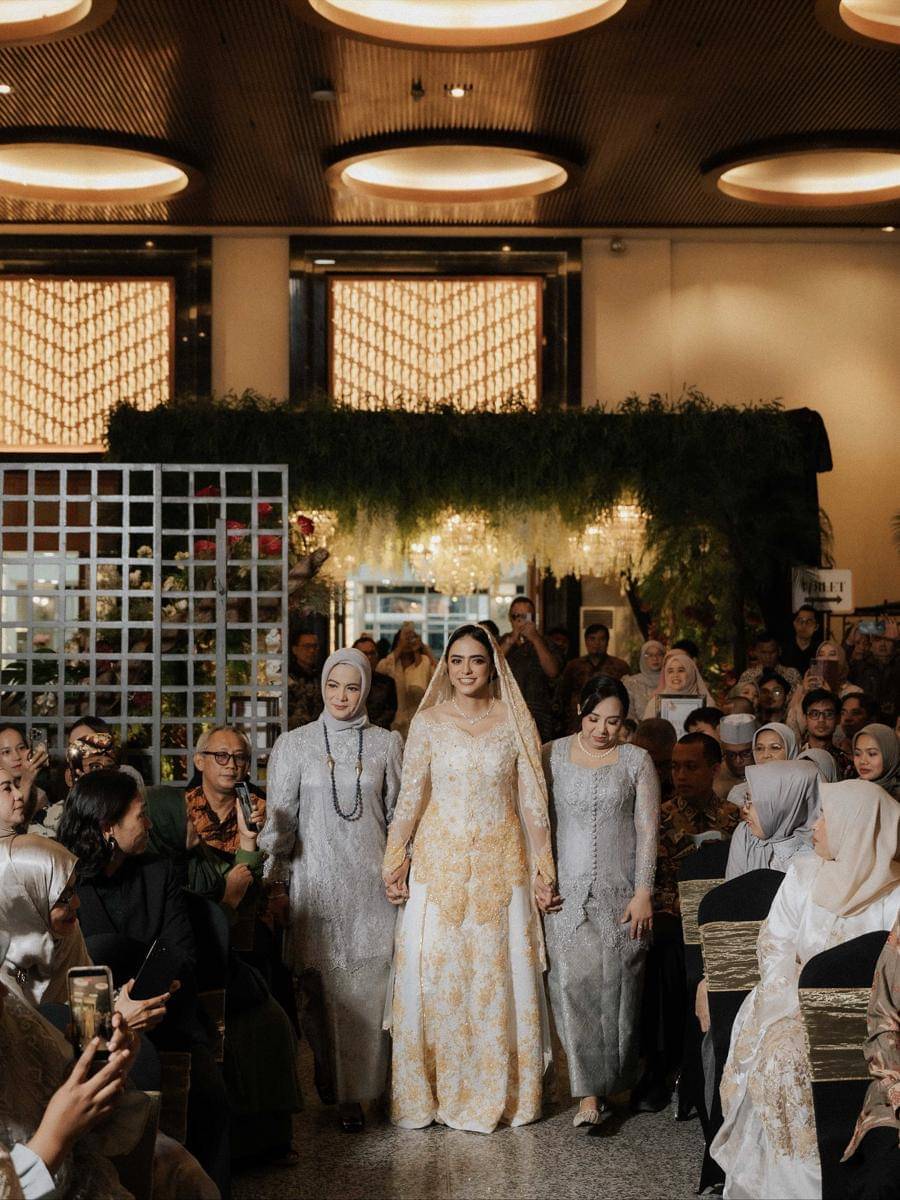 Pernikahan Azizah Hanum dan Rifqi