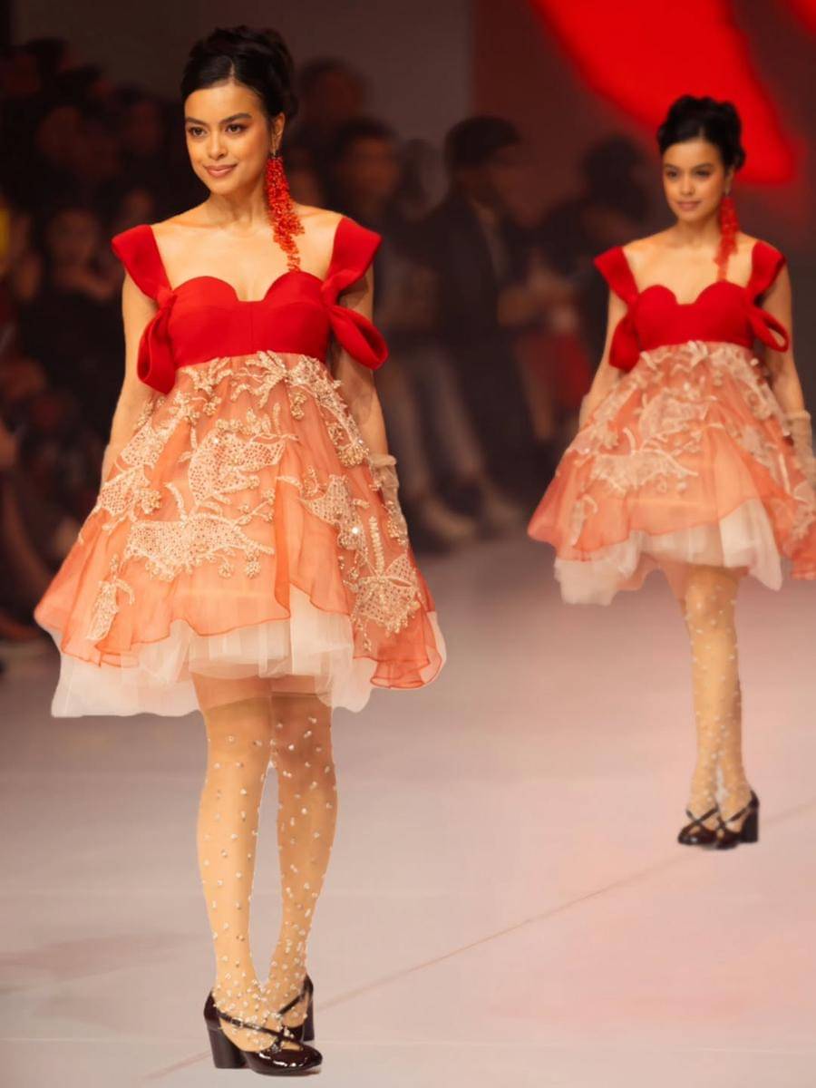 Eva Celia di Jakarta Fashion Week 2026