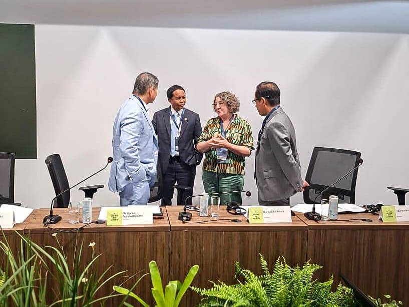 Utusan Khusus Presiden bidang Perubahan Iklim dan Energi, Hashim Djojohadikusumo bersama Menteri Kehutanan, Raja Juli Antoni, menghadiri United for Wildlife Global Summit di Rio de Janeiro, Brasil (dok. Istimewa)