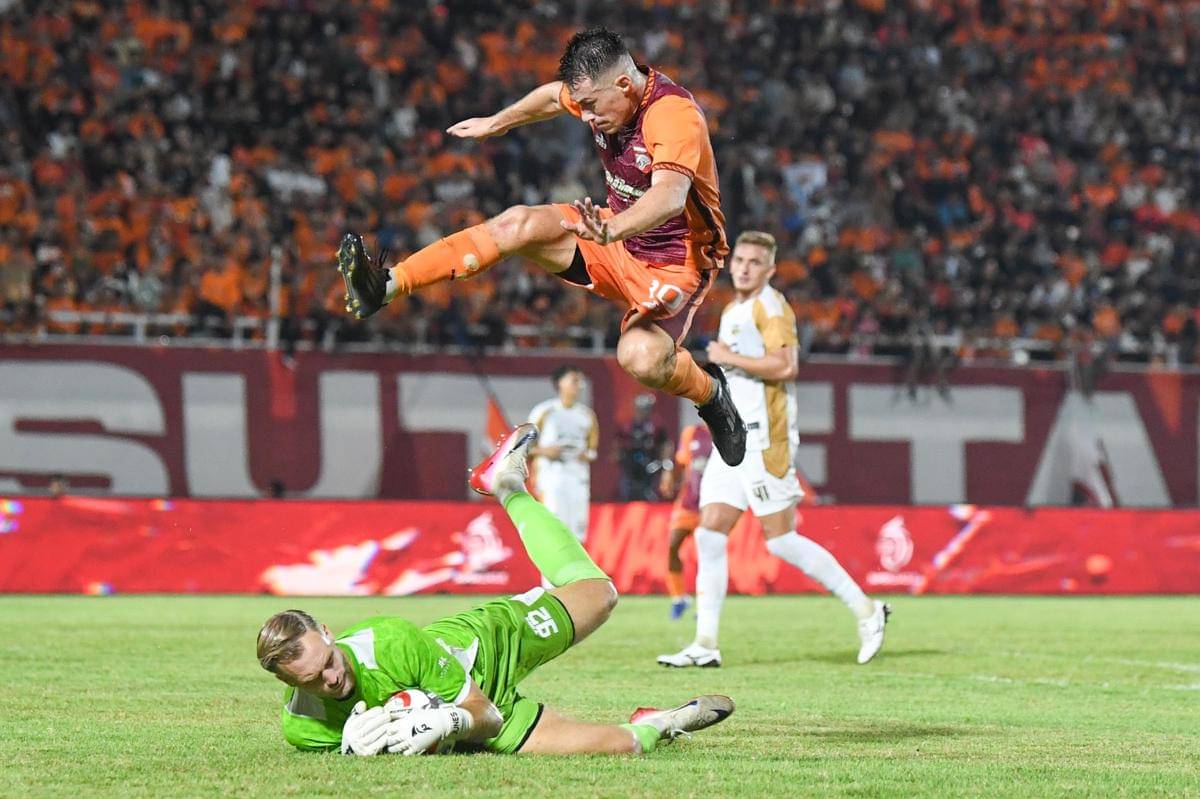antarafoto-borneo-fc-samarinda-kalahkan-dewa-united-banten-fc-1762358572.jpg