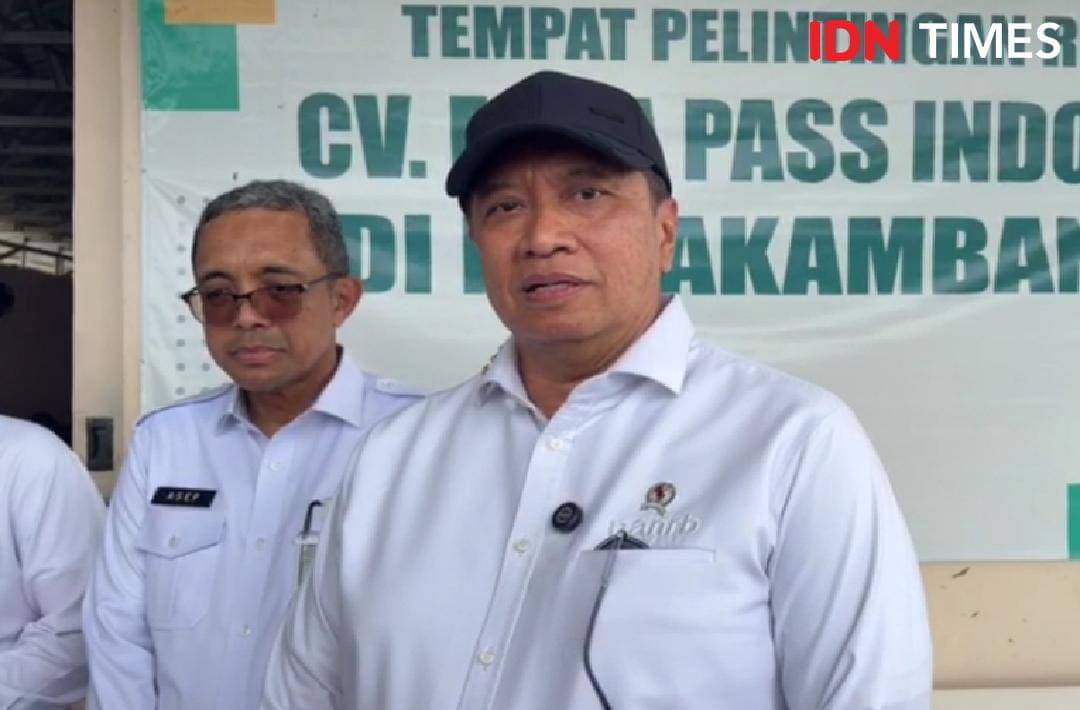 Wamen PANRB Purwadi Arianto (kanan) memuji sinergi lintas lembaga yang melibatkan kementerian, pemda, dan swasta, Rabu (5/11/2025).(IDN Times/Cokie Sutrisno)