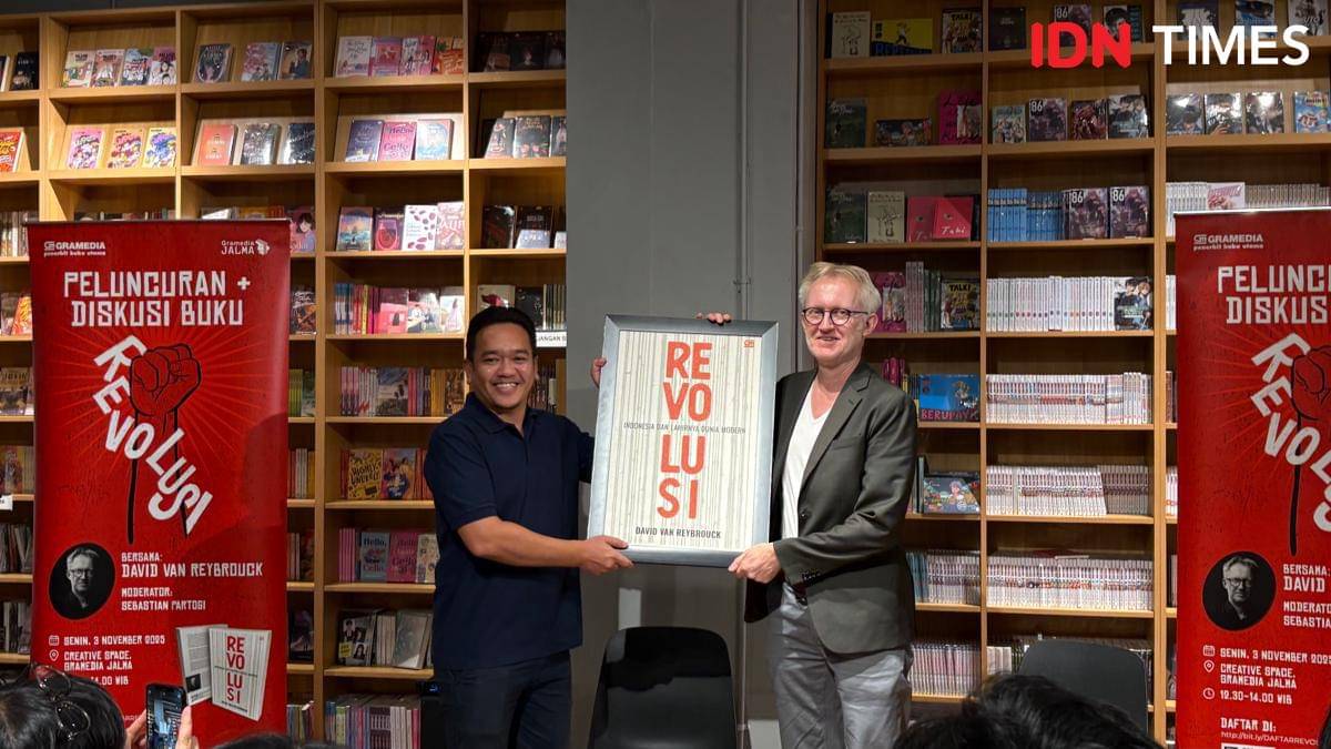 Penerbit Gramedia Pustaka Utama meluncurkan buku Revolusi: Indonesia dan Lahirnya Dunia Modern oleh David Van Reybrouck, pada Senin (3/11/25) lalu di Gramedia Jalma, Jakarta