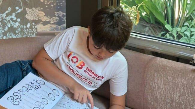 ilustrasi belajar matematika di IOB