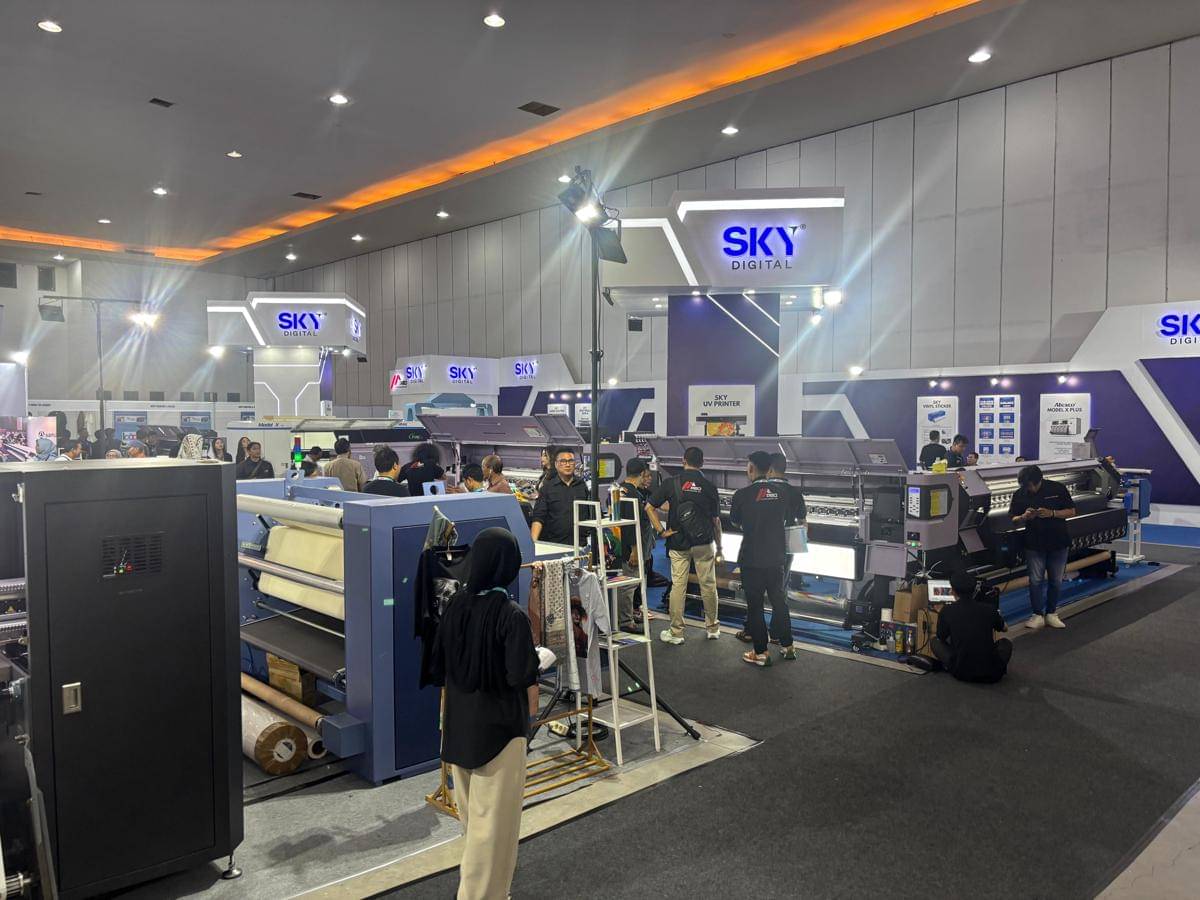 Indonesia Grafika Expo Jogja 2025, di Jogja Expo Center (JEC). (IDN Times/Herlambang Jati Kusumo)