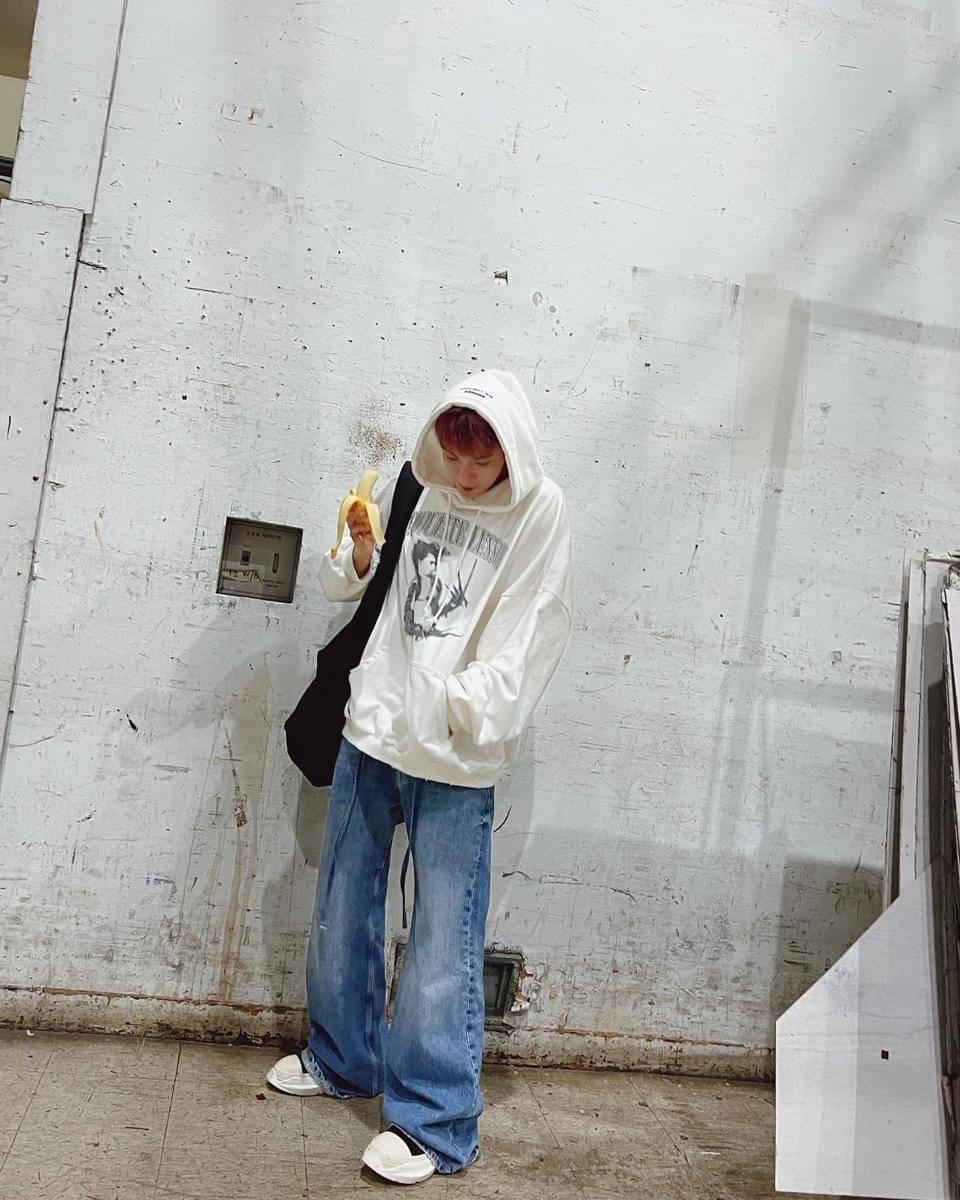 Style baggy jeans ala DK SEVENTEEN