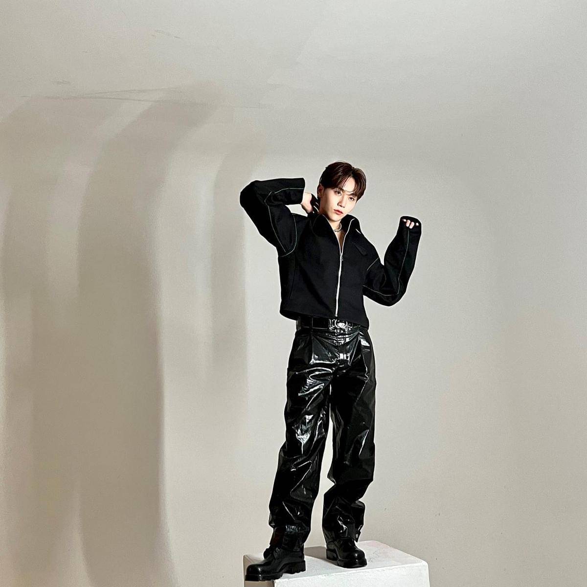 mix and match jaket ala Seungkwan Seventeen