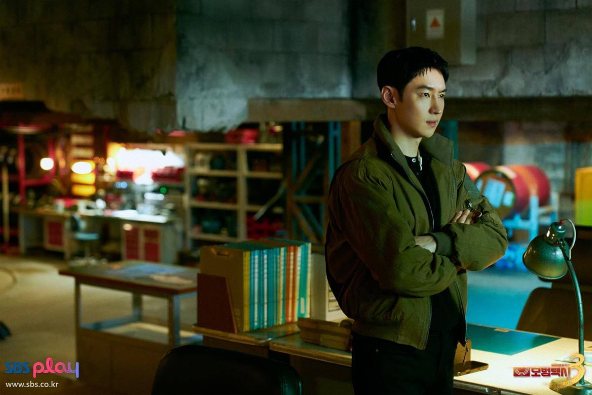 potret Lee Je Hoon di drakor Taxi Driver 3