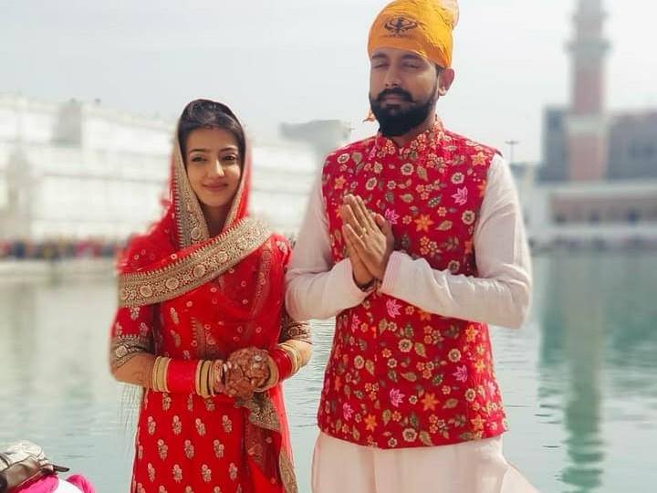 Lovey Sasan dan suami