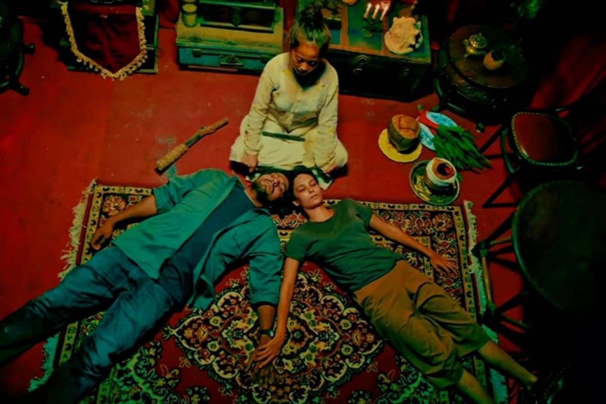 cuplikan film Jabang Mayit