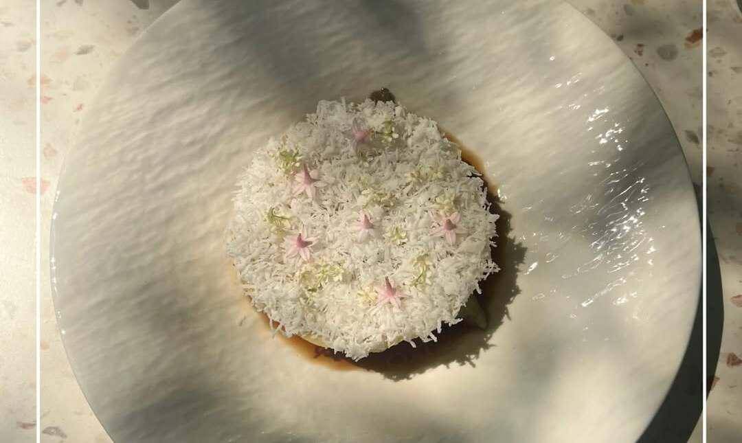 ilustrasi kue lupis boeba 