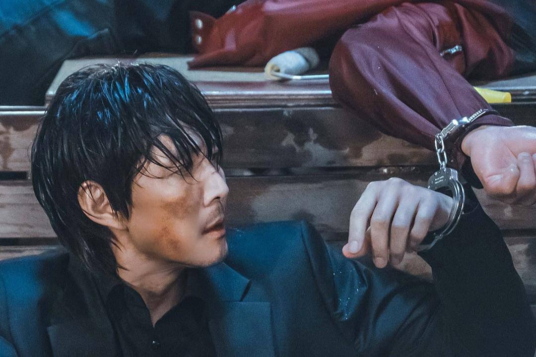 Lim Hyeon Jun (Lee Jung Jae) dalam drakor Nice to Not Meet You