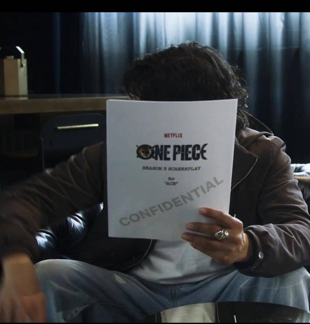 Xolo Maridueña membaca naskah One Piece season 3. (Dok. Netflix/One Piece)