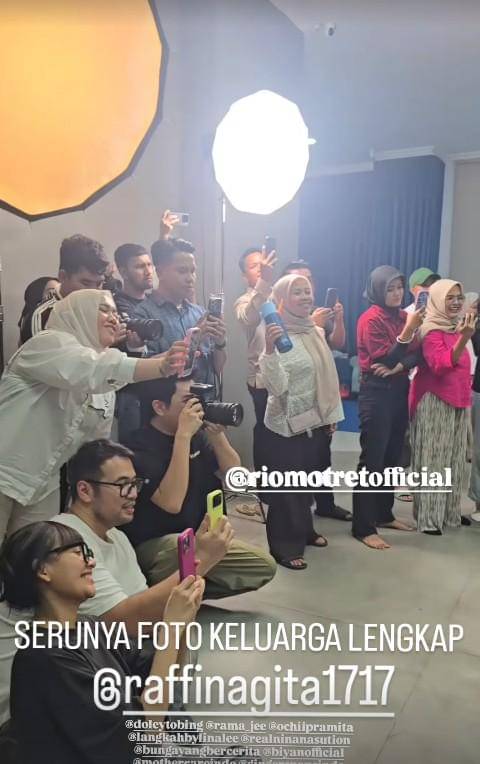 Pemotretan Rafathar, Rayyanza dan Lily (instagram.com/riomotret)