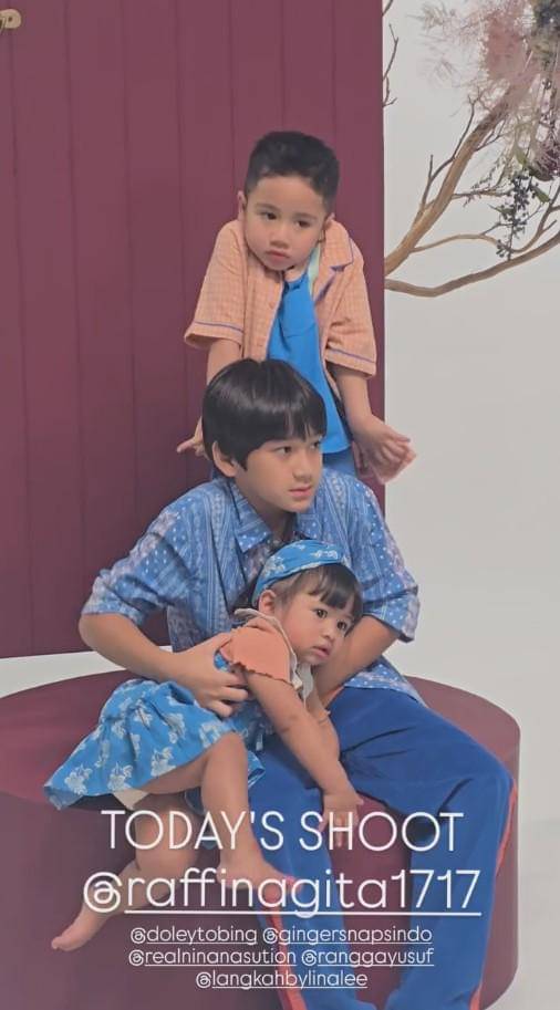 Pemotretan Rafathar, Rayyanza dan Lily (instagram.com/riomotret)