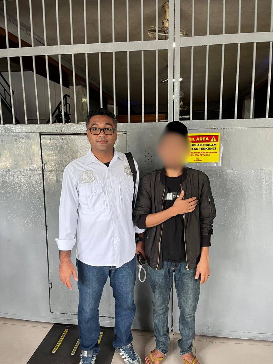 Tersangka peredaran rokok ilegal di Pontianak. (IDN Times/Istimewa).