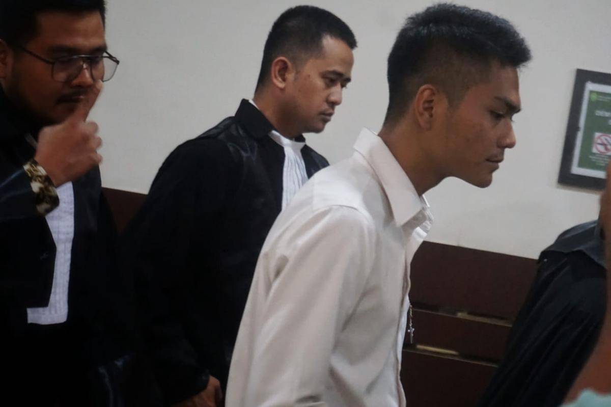 Christiano Tarigan saat sidang pembacaan vonis kasus kecelakaan yang menewaskan PN Sleman, Kamis (6/11/2025).