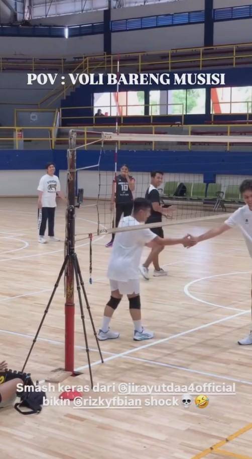 Jirayut Ikut Latihan Bareng The Musicians (instagram.com/jirayutdaa4official)