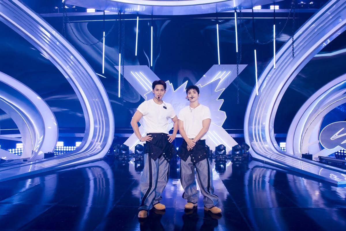 S.Coups dan Mingyu SEVENTEEN 