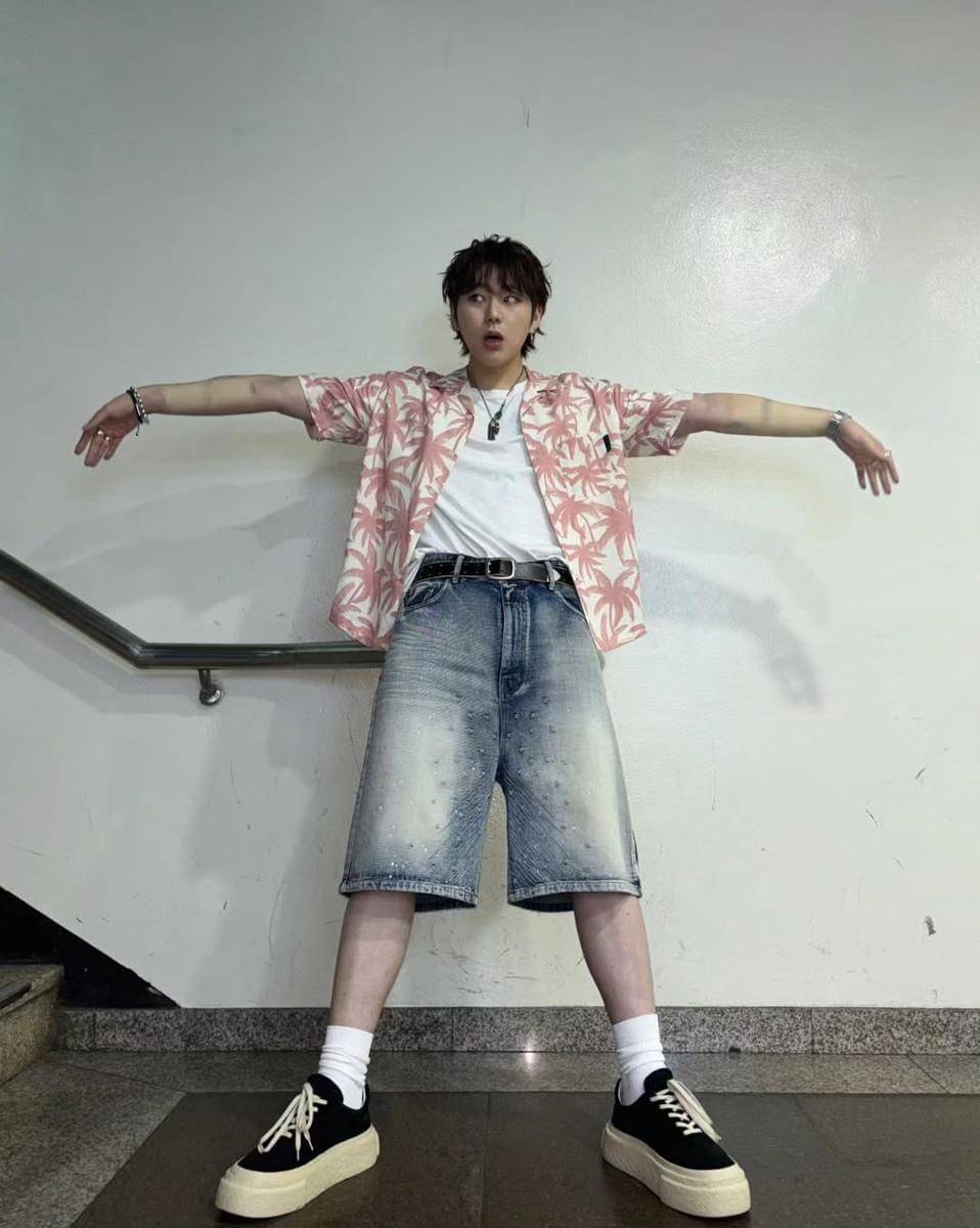 padu padan celana pendek ala Zico