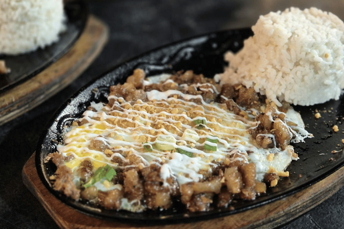 ilustrasi pork pepper rice