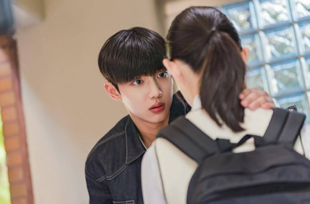 Cuplikan drakor Spirit Fingers