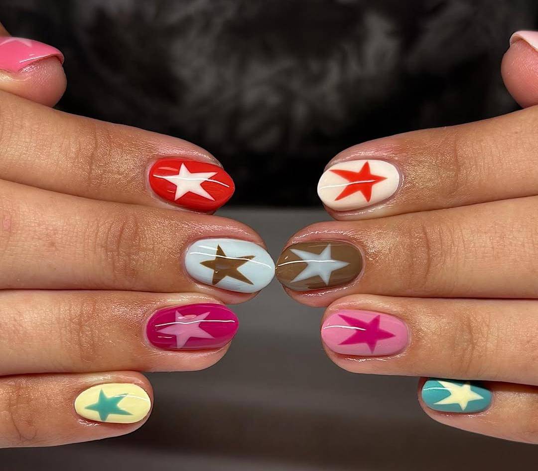 Inspirasi nail art desain bintang