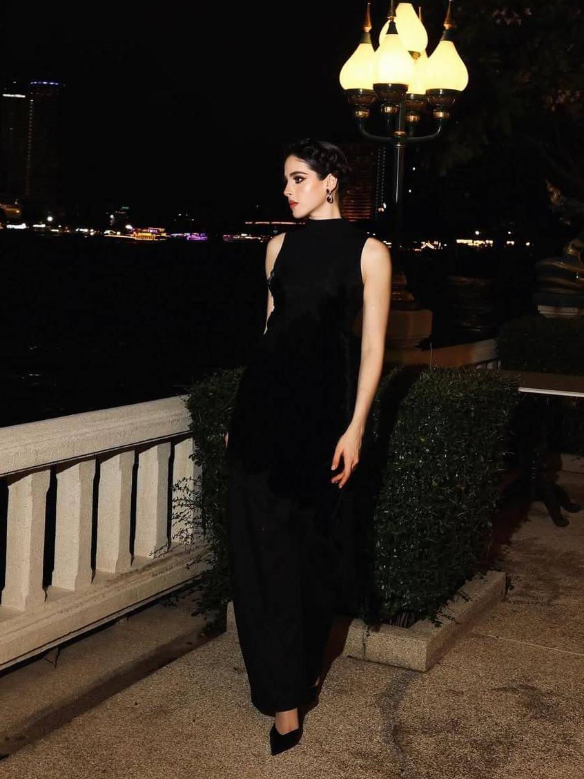 Inspirasi OOTD ala Fatima Bosch