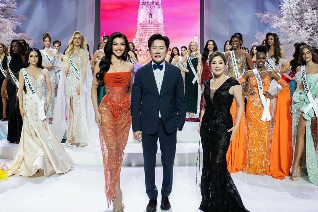 potret Nawat Itsaragrisil di ajang kontes kecantikan