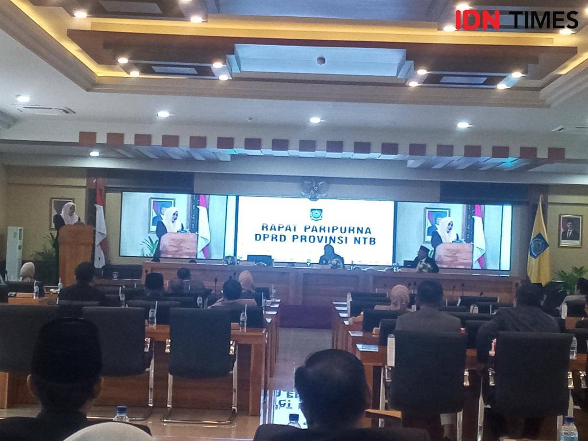 Rapat Paripurna penyampaian Rancangan KUA dan PPAS APBD NTB 2026 di Mataram