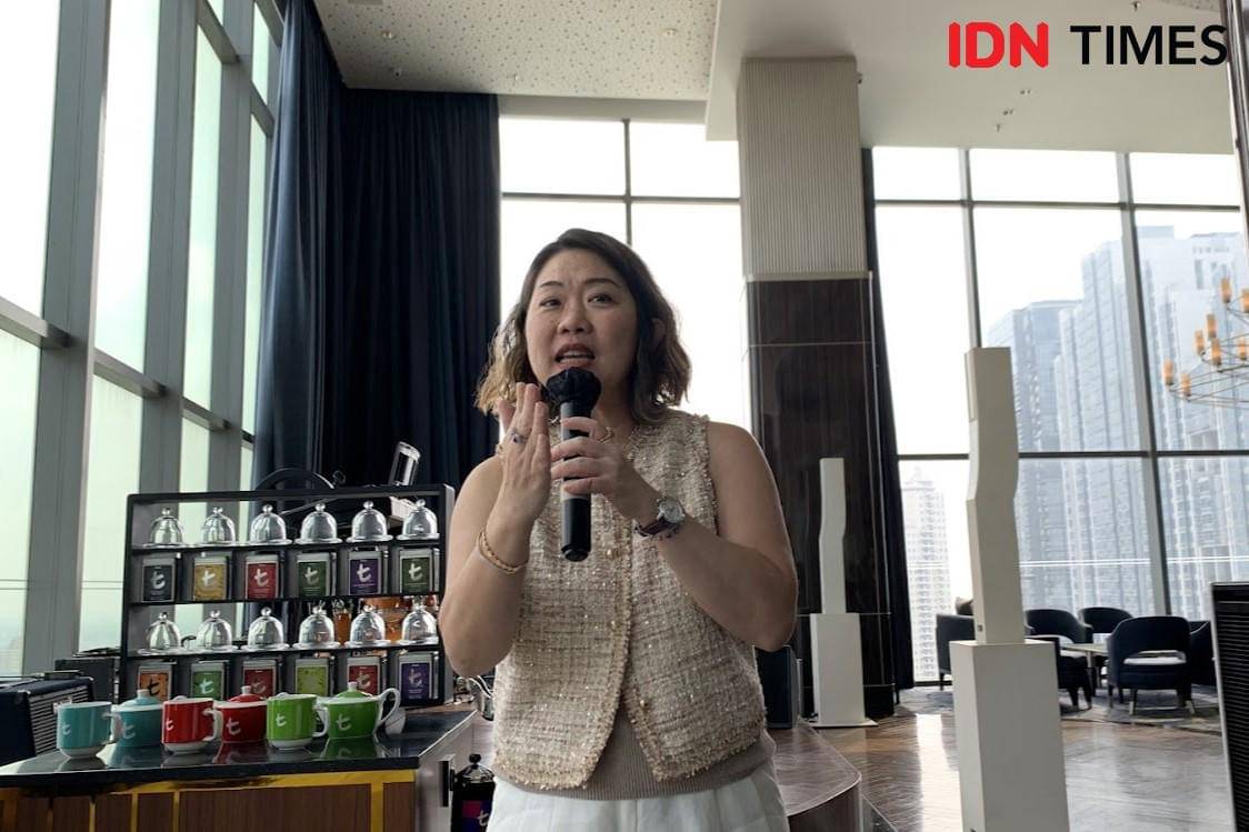 Sambutan dari Eliawati Erly, Vice President Director PT David Roy Indonesia, dalam acara Afternoon Tea di Sky Lounge The Westin Surabaya, Kamis (6/11/2025) 