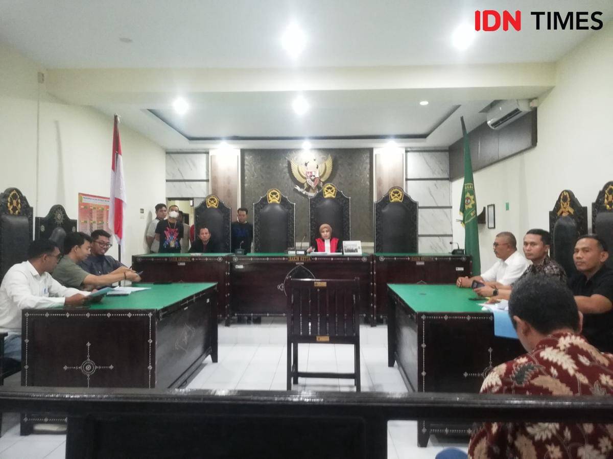 Sidang praperadilan penetapan tersangka AS dan HN dalam kasus pembunuhan Brigadir Esco di PN Mataram.