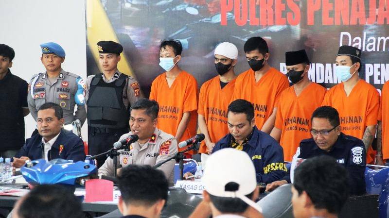 Wakapolres PPU Kompol Awan Kurnianto saat berikan keterangan pers