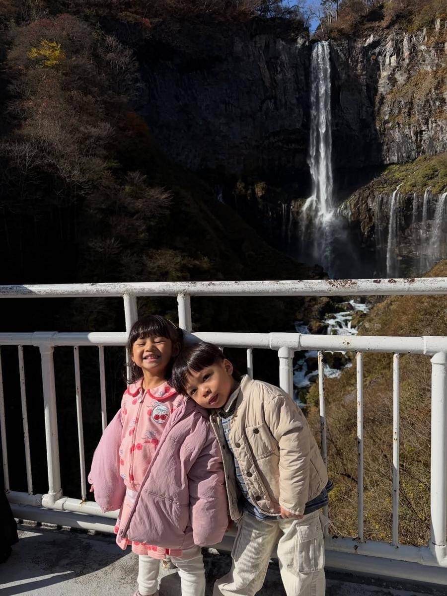 Winona Willy dan keluarga jalan-jalan ke Nikko Nat Park